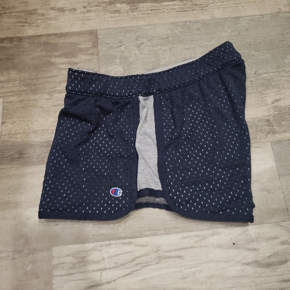 Reversible Active shorts champion - Picture 1 of 4